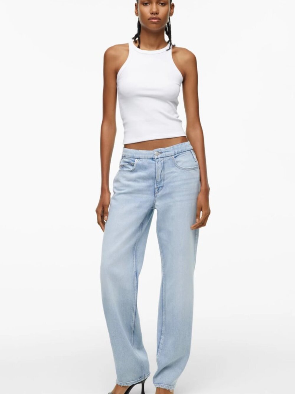 Good American Zara 90s Relaxed Jeans Plus Size 20/52 Light Wash Blue Distressed